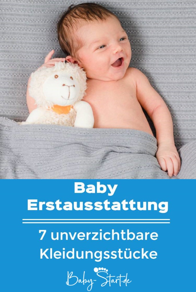 Baby Erstausstattung Kleidung: 7 unverzichtbare Kleidungsstücke Erstausstattung kleidung pinterest png 686x1024 - Baby Erstausstattung Kleidung: 7 unverzichtbare Kleidungsstücke